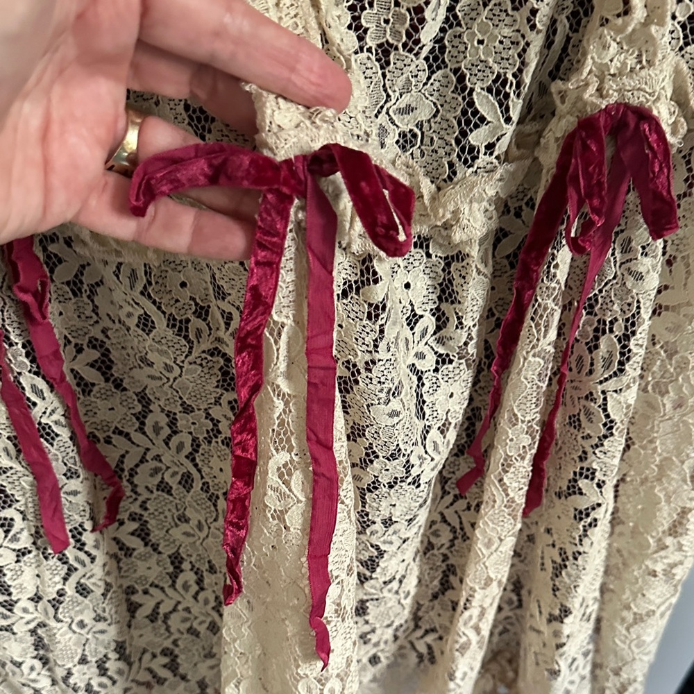 Listicle Cream Lace Maxi Skirt with Red Ties - Picture 7 of 8